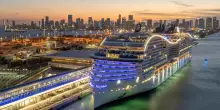 Msc World . America. Battesimo tra le star