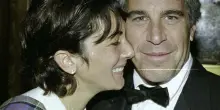 Caso Epstein, interrogata la complice Maxwell