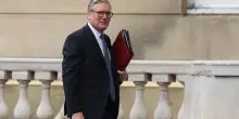 Keir Starmer sigla nuovo accordo post Brexit tra Regno Unito e Ue
