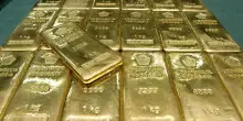 Dazi e guerre spingono il prezzo dell'oro, +1,2%