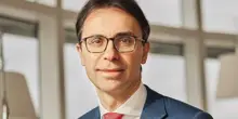 Unicredit scommette sui giovani: nel 2025 mille assunzioni