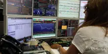 Lo spread tra Btp e Bund scende a 93 punti