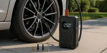 Il gadget indispensabile da avere sempre con sé in auto: il compressore d’aria portatile è in promo