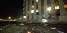 Kharkiv sotto attacco: droni russi causano incendi e danni