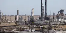 Il prezzo del petrolio è stabile, Wti a 63,58 dollari