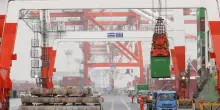 Economia giapponese in contrazione: Pil giù dello 0,2% nel primo trimestre