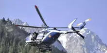 Incidente mortale sul Monte Bianco: scialpinista piemontese precipita per 700 metri