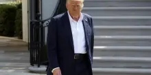 Trump annuncia dazi al 30 % per la Ue