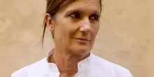 Fendi, eleganza e femminismo: “Chiuri specchio del mondo”