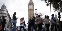 La crescita economica in Gb rallenta, +0,3% nel trimestre