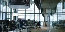 Borsa: l'Europa conclude positiva, Francoforte +1,42%