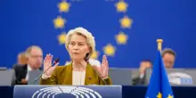 Von der Leyen: "Siamo in lotta per la pace. Difenderemo i confini"