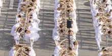 Roberto Bolle accende l’Arco della Pace con ’OnDance’