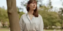 Sally Rooney sfida il governo britannico: “Finanzio la causa palestinese”. Rischia l’arresto e 14 anni di carcere