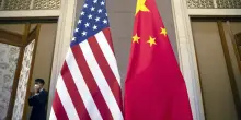 Cina accusa gli USA di bullismo unilaterale e protezionismo sui microchip