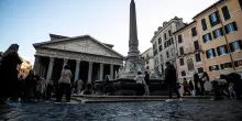 Turista giapponese morto al Pantheon: cosa sappiamo. La caduta e i soccorsi