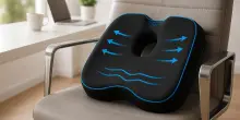 Schiena a pezzi? Questo cuscino in memory foam ti cambia la giornata (ed è anche in promozione)