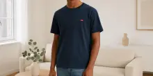 Stile senza tempo, sconto da urlo: t-shirt Levi’s scontata del 40% su Amazon