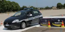'Per ballare dovete pagare', a Bari baby gang chiede pizzo