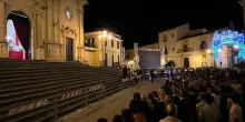 Funerali di Pippo Baudo oggi a Militello nella Chiesa Santa Maria della Stella