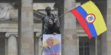 Colombia, liberato l'ex presidente Álvaro Uribe