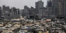 Attacco israeliano a Gaza City, uccisa famiglia di 8 persone