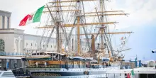 Grande successo a Napoli per il Tour Mediterraneo Vespucci e il Villaggio IN Italia