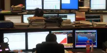 Borsa: Milano +0,8% con StM, Stellantis, Bpm e Unicredit