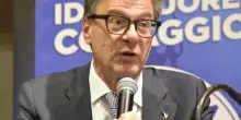 Fitch promuove l’Italia, sale il rating. Giorgetti: "Tornati sulla giusta strada"