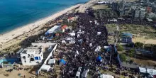 Autorità Gaza, 30 morti nei raid su campo profughi Nuseirat