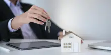 Agenti immobiliari sempre più influencer, come scegliere la persona giusta per trovare casa
