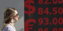 L'euro parte stabile sul dollaro, attesa per dati sul lavoro Usa