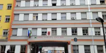 Donna incinta precipita dalla finestra, morto il bambino