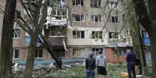 Attacco russo in Ucraina: 300 droni e 70 missili colpiscono città e causano vittime