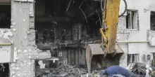 Kiev, sono 3 i bimbi morti in raid russo, 12 vittime