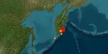 Terremoto in Kamchatka di magnitudo 7.8. Il terzo molto potente in pochi mesi. Allerta tsunami