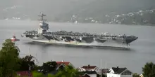 La portaerei nucleare USS Gerard Ford ai Caraibi. Tremano Venezuela e Colombia