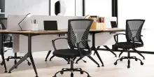 Schiena a pezzi? Questa sedia da ufficio ti cambia la giornata (ed è in sconto!)