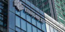 Borsa: l'Europa chiude contrastata, Parigi +0,34%, Londra +0,15%