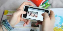 Camerini e spogliatoi, online la “guida dell’orrore” per rubare foto intime alle donne