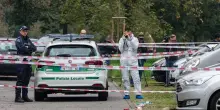 Accoltella la ex sotto casa