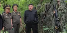 Kim Jong Un riceve le famiglie dei soldati caduti in Russia