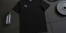 La t-shirt perfetta per allenarsi (e non solo): è di Puma e la paghi pochissimo