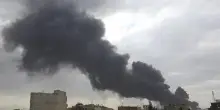 Idf attacca porto Hodeida controllato da Houthi in Yemen