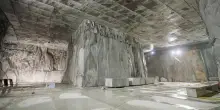 Viaggio nelle cave di marmo. Maestose, lunari, bellissime