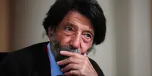 Massimo Cacciari si sposa a 81 anni: chi è Chiara Patriarca, la donna a cui dirà sì