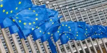 La Commissione europea critica l'aumento dei dazi USA sull'acciaio