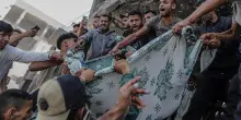 La trappola mortale degli aiuti. Nuova strage di civili a Gaza