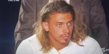 Simone di Temptation Island: terrapiattista, complottista e convinto che i dinosauri non siano estinti. E’ vero o è un bluff?