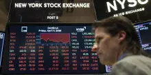 Wall Street peggiora con i tecnologici, Nasdaq -2,23%